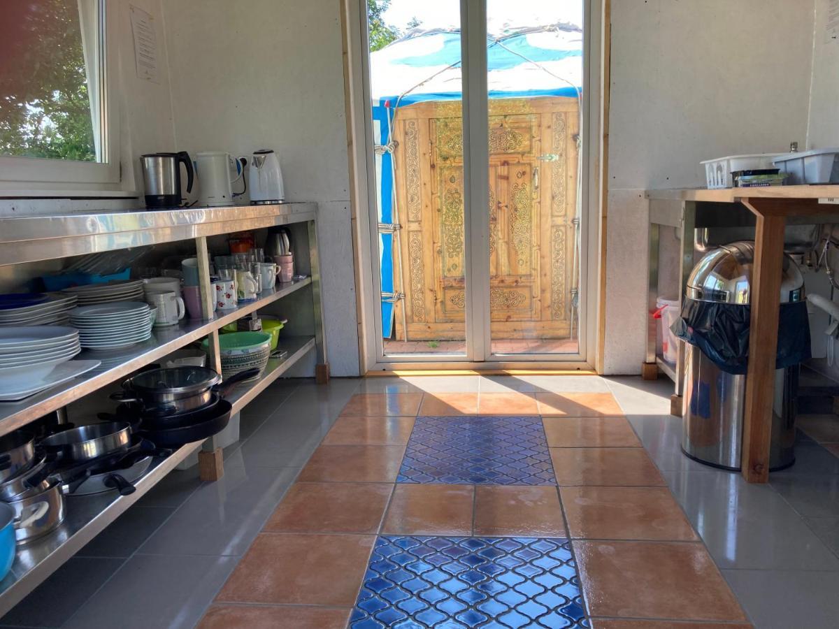 Mongolische Jurte Im Art.Quartier Hotel Velgast Bagian luar foto